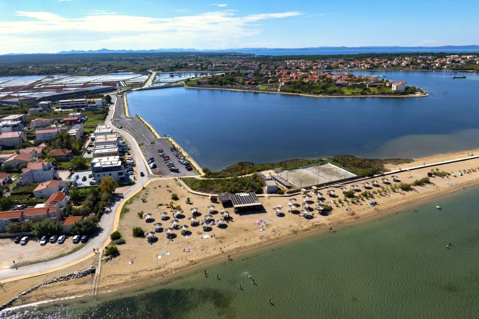 Apartments With A Parking Space Nin, Zadar - 11900 Exterior photo